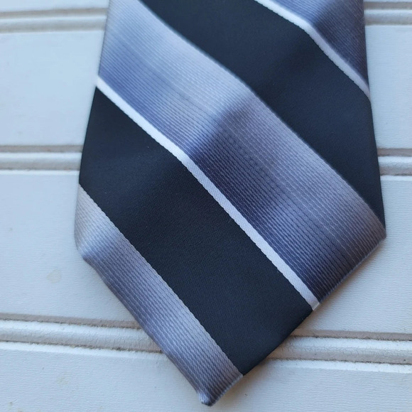 Lot Of 3 George Neck Tie Blue Black Pink Striped Zippered 100% Polyester Easy - Picture 8 of 12